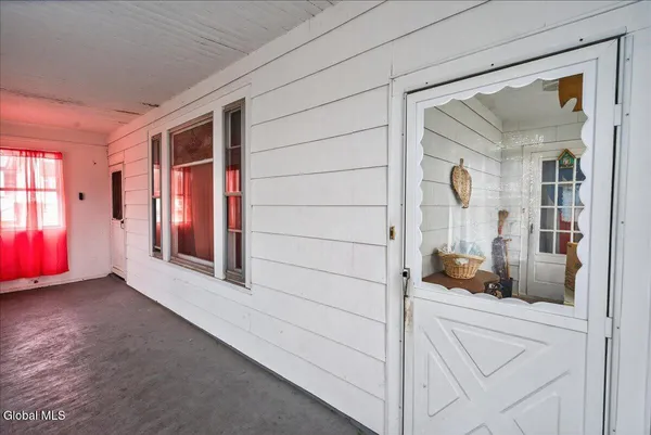 $224,900 | 17 Hawk Street, Amsterdam, NY 12010