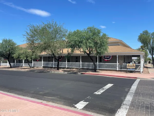 $1,000 | 827 East Lancaster Circle, Florence, AZ 85132
