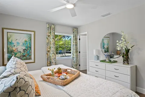 $1,100,000 | 262 30th Street North, St. Petersburg, FL 33713