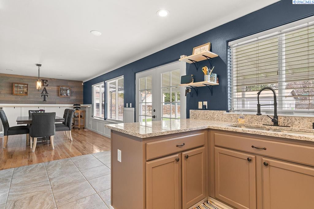 294 Rachel Road Kennewick, WA 99338 - Photo 10 of 29 Gallery Image 10