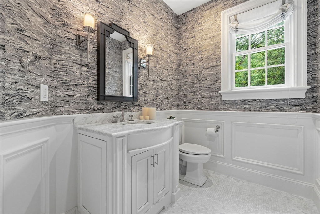 14 Bristol Road Wellesley, MA 02481 - Photo 17 of 42