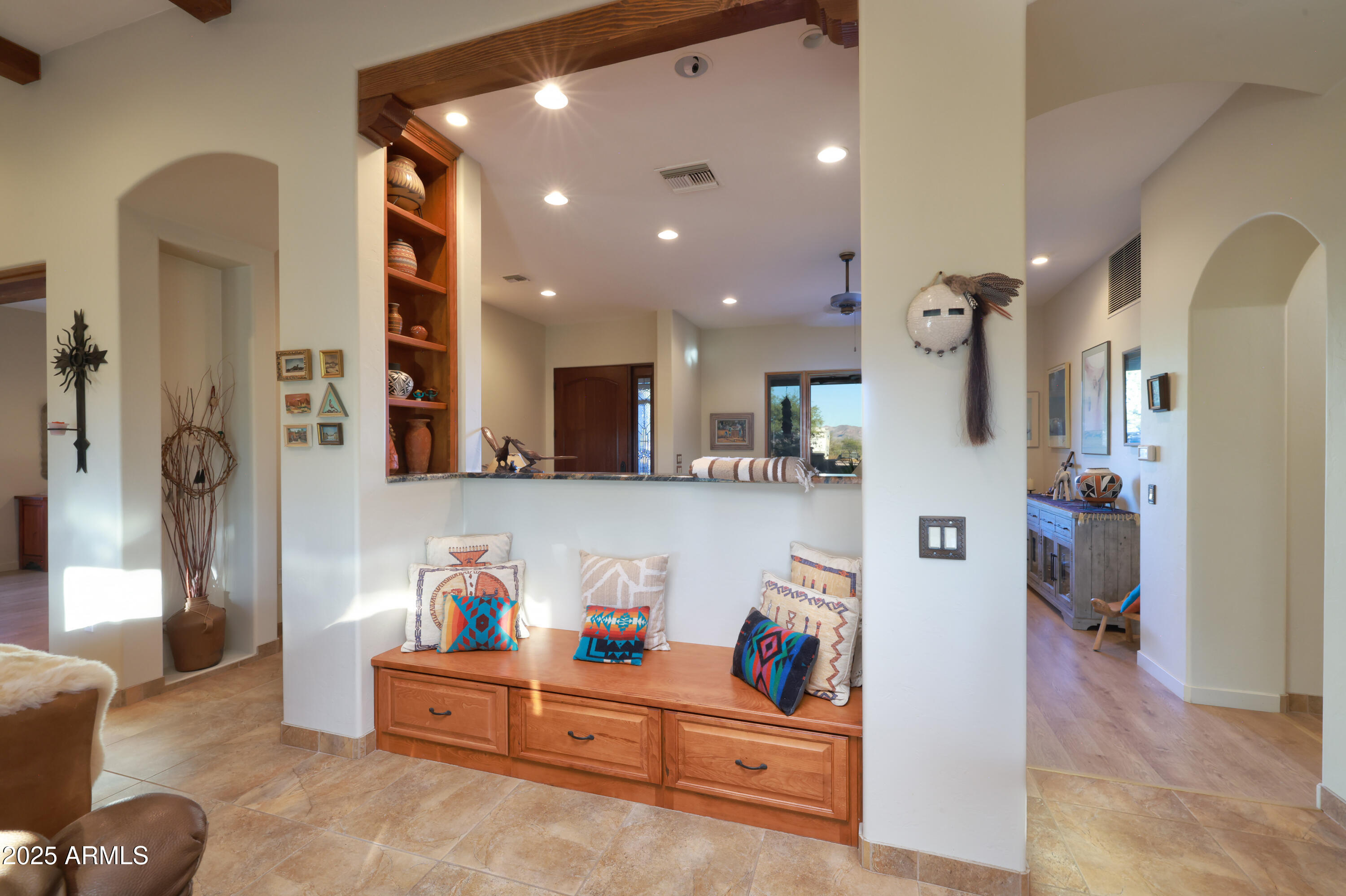 12800 West Arivaca Road Amado, AZ 85645 - Photo 16 of 48 a living room with furniture and kitchen view
