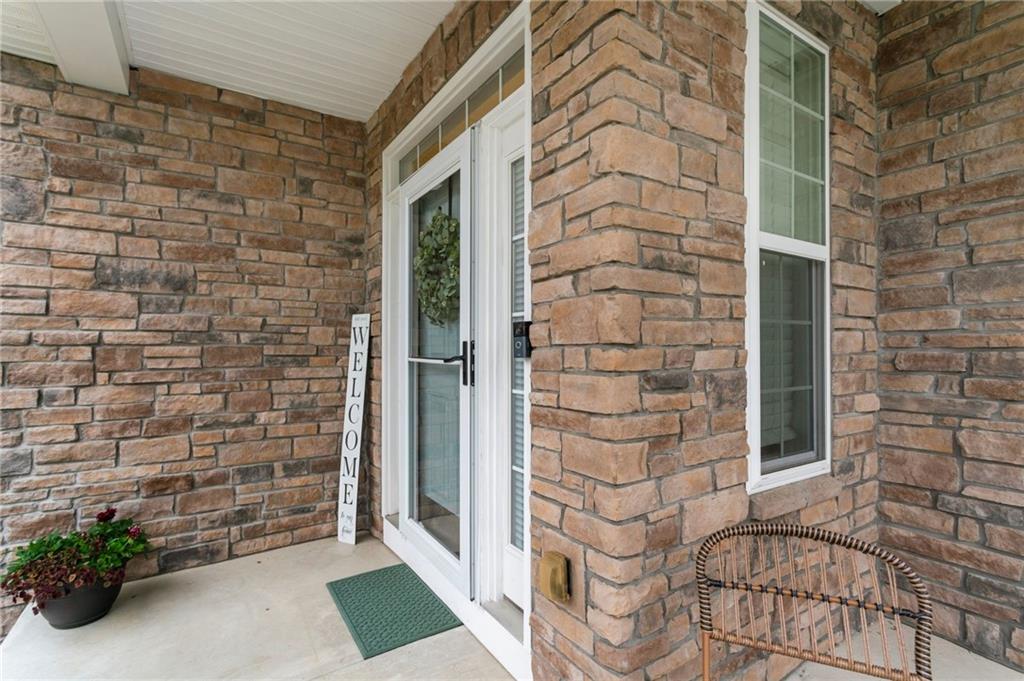 217 Old Hickory Road Zelienople, PA 16063 - Photo 2 of 37