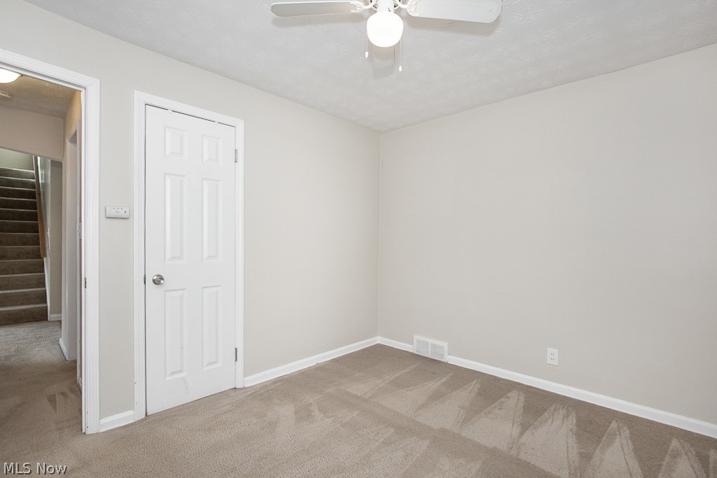 1646 Harwich Road Cleveland, OH 44124 - Photo 18 of 39 Carpeted 1st floor bedroom #2 (Cont)