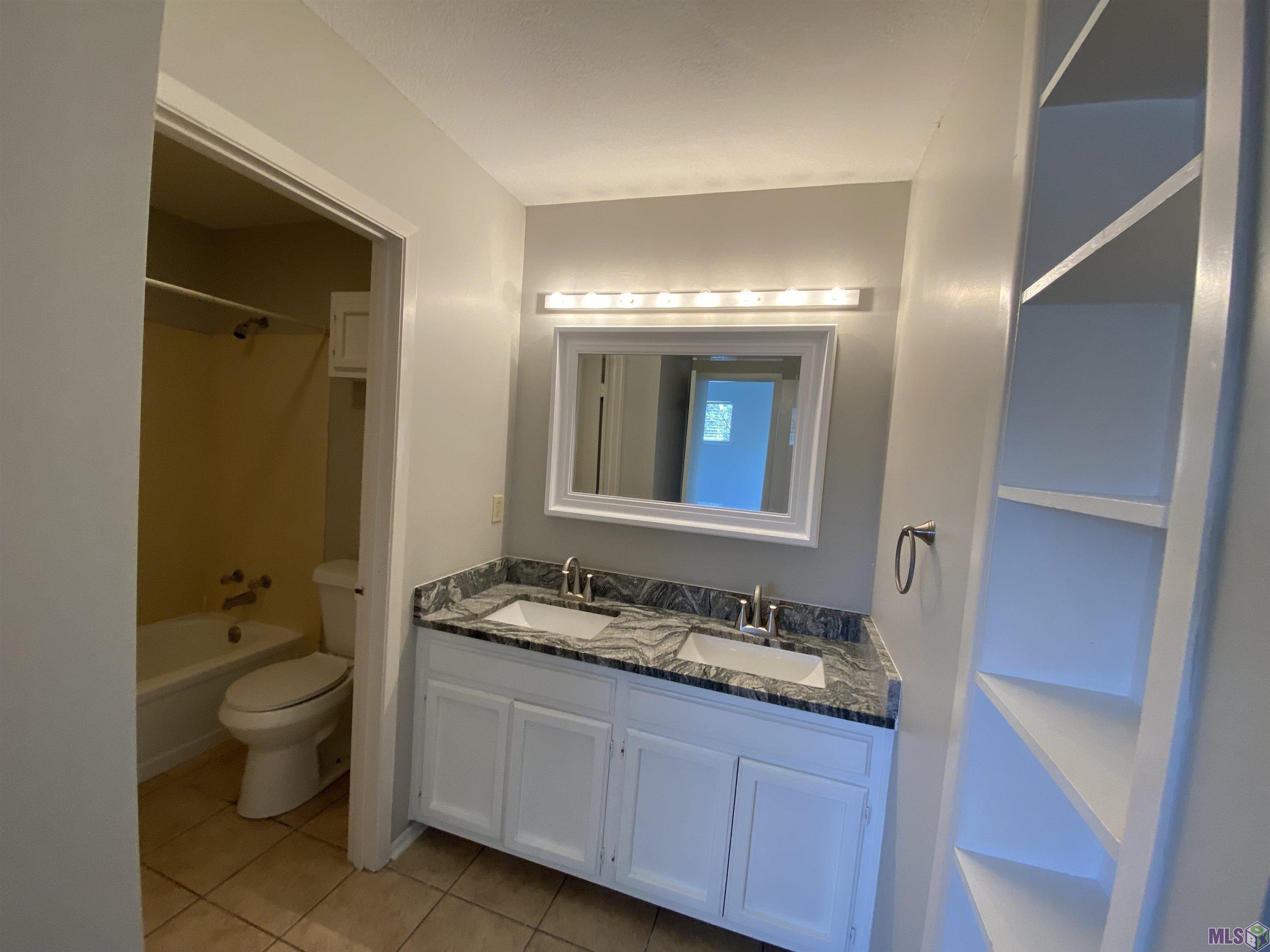 7968 Pennth Avenue, Unit B Baton Rouge, LA 70809 - Photo 16 of 21 Gallery Image 16