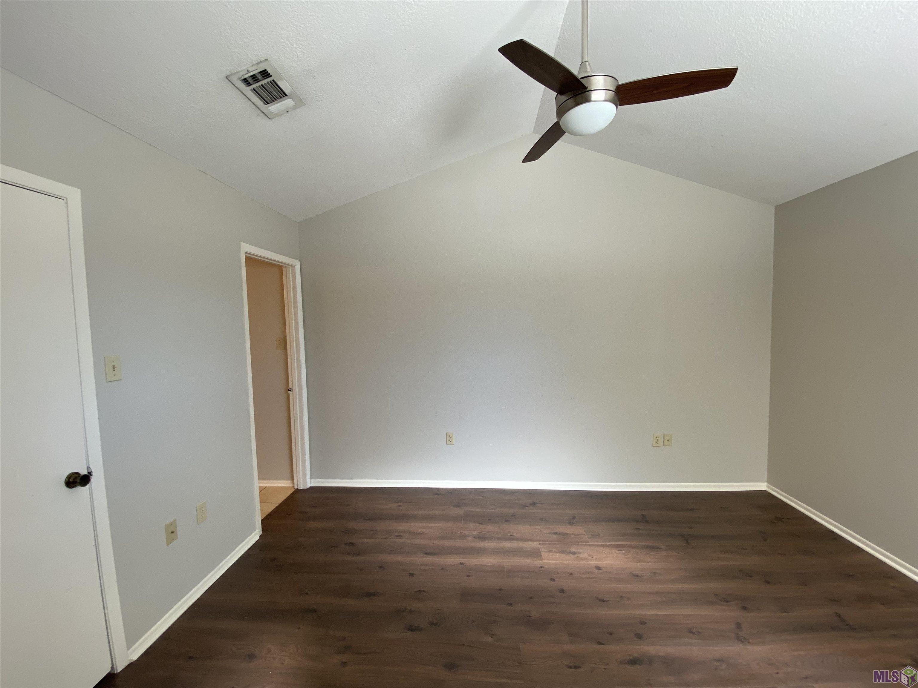 7968 Pennth Avenue, Unit B Baton Rouge, LA 70809 - Photo 17 of 21 Gallery Image 17