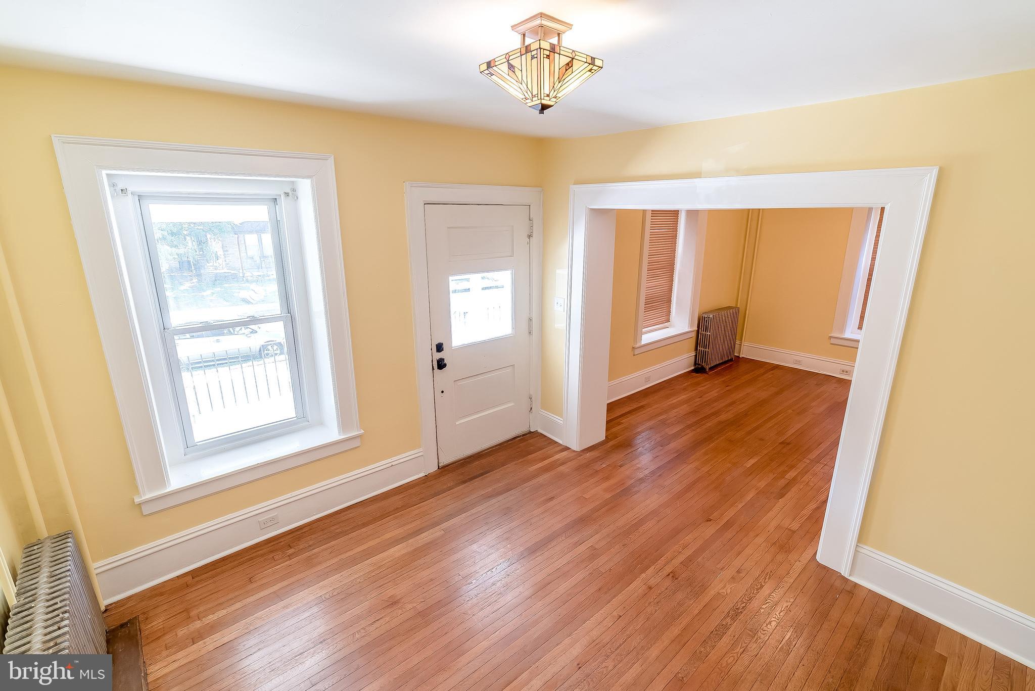 337 Euclid Avenue Ambler, PA 19002 - Photo 5 of 61