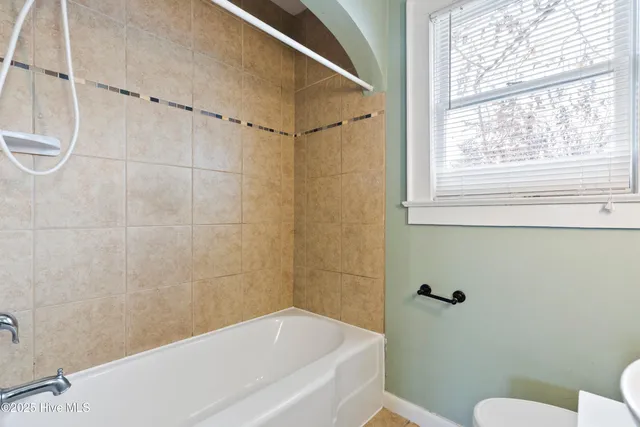 $2,000 | 2036 Van Buren Street, Wilmington, NC 28401