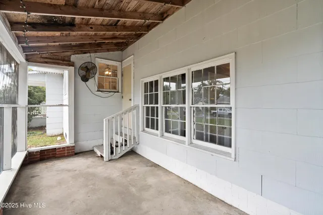 $2,000 | 2036 Van Buren Street, Wilmington, NC 28401