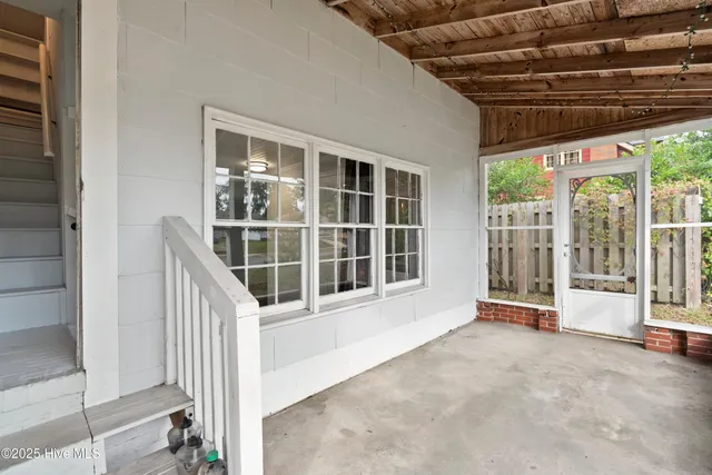 $2,000 | 2036 Van Buren Street, Wilmington, NC 28401