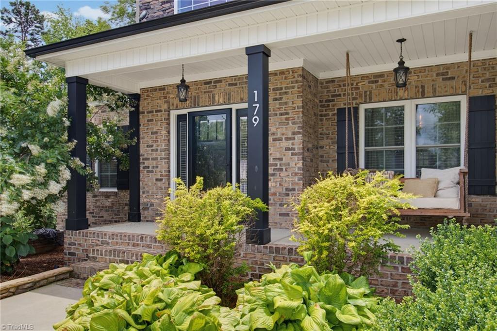 179 Pipers Ridge West Winston-Salem, NC 27127 - Photo 4 of 42