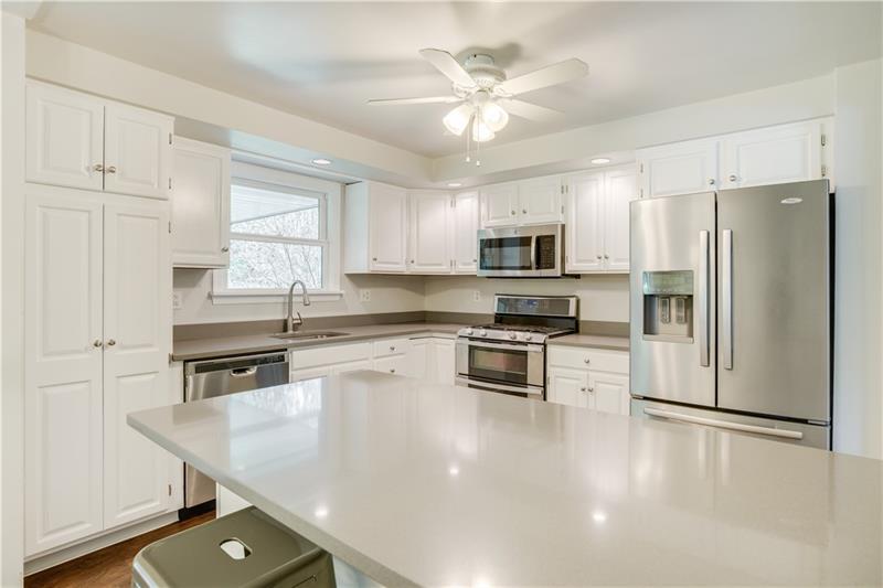 1143 O'Block Road Pittsburgh, PA 15239 - Photo 10 of 25 Gallery Image 10
