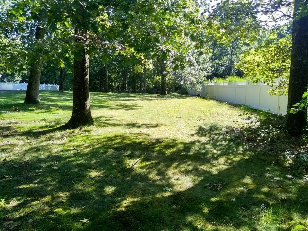 85 Tucker Road New Braintree, MA 01531 - Photo 1 of 32 Gallery Image 1