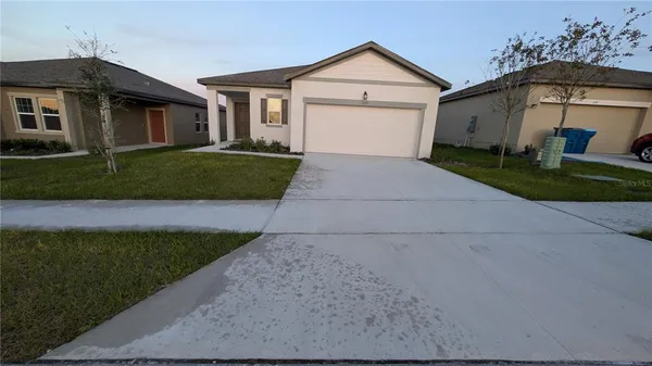 $1,750 | 520 Hennepin Loop, Lake Wales, FL 33898