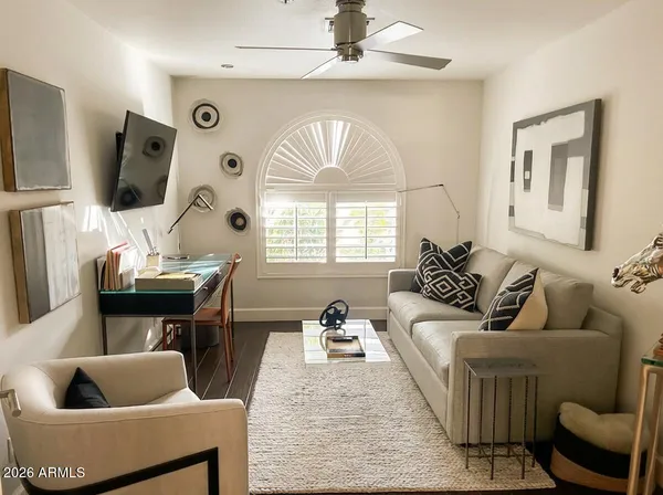 $4,800 | 10360 East Sutton Drive, Scottsdale, AZ 85260