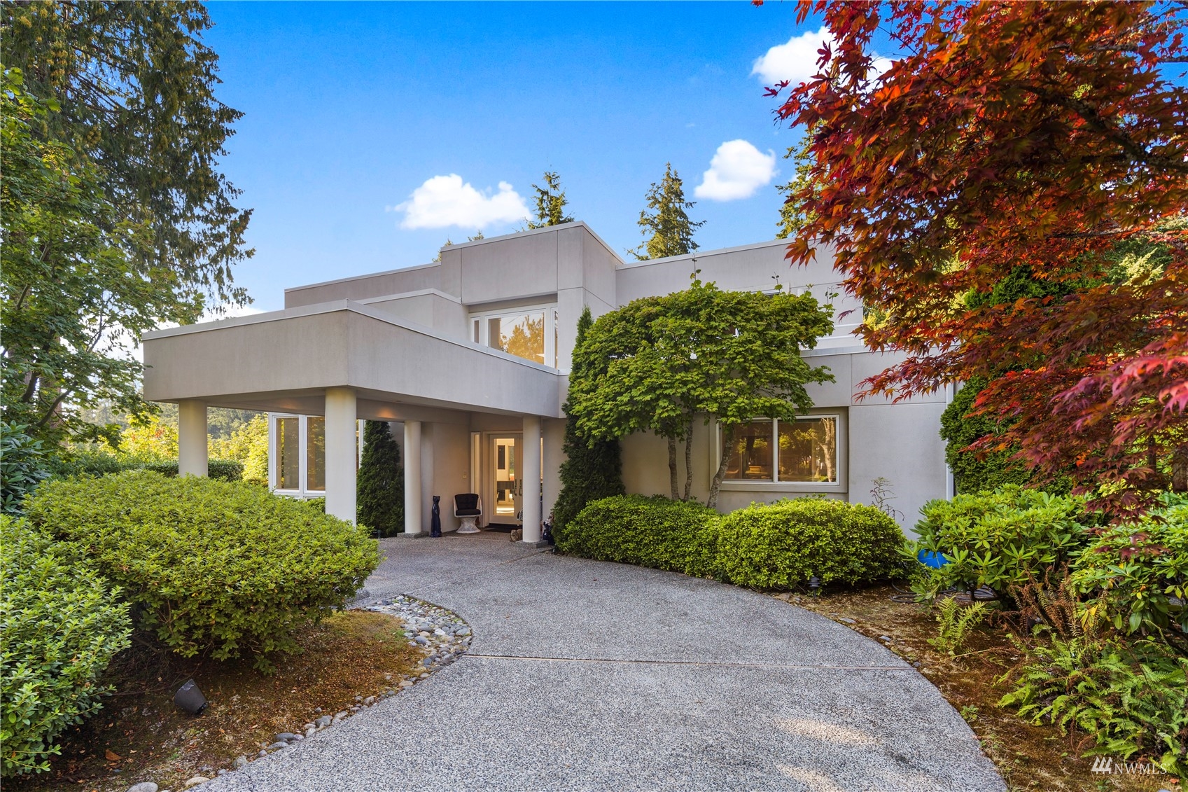 9109 196th Street Southwest Edmonds, WA 98026 - Photo 1 of 40 Gallery Image 1