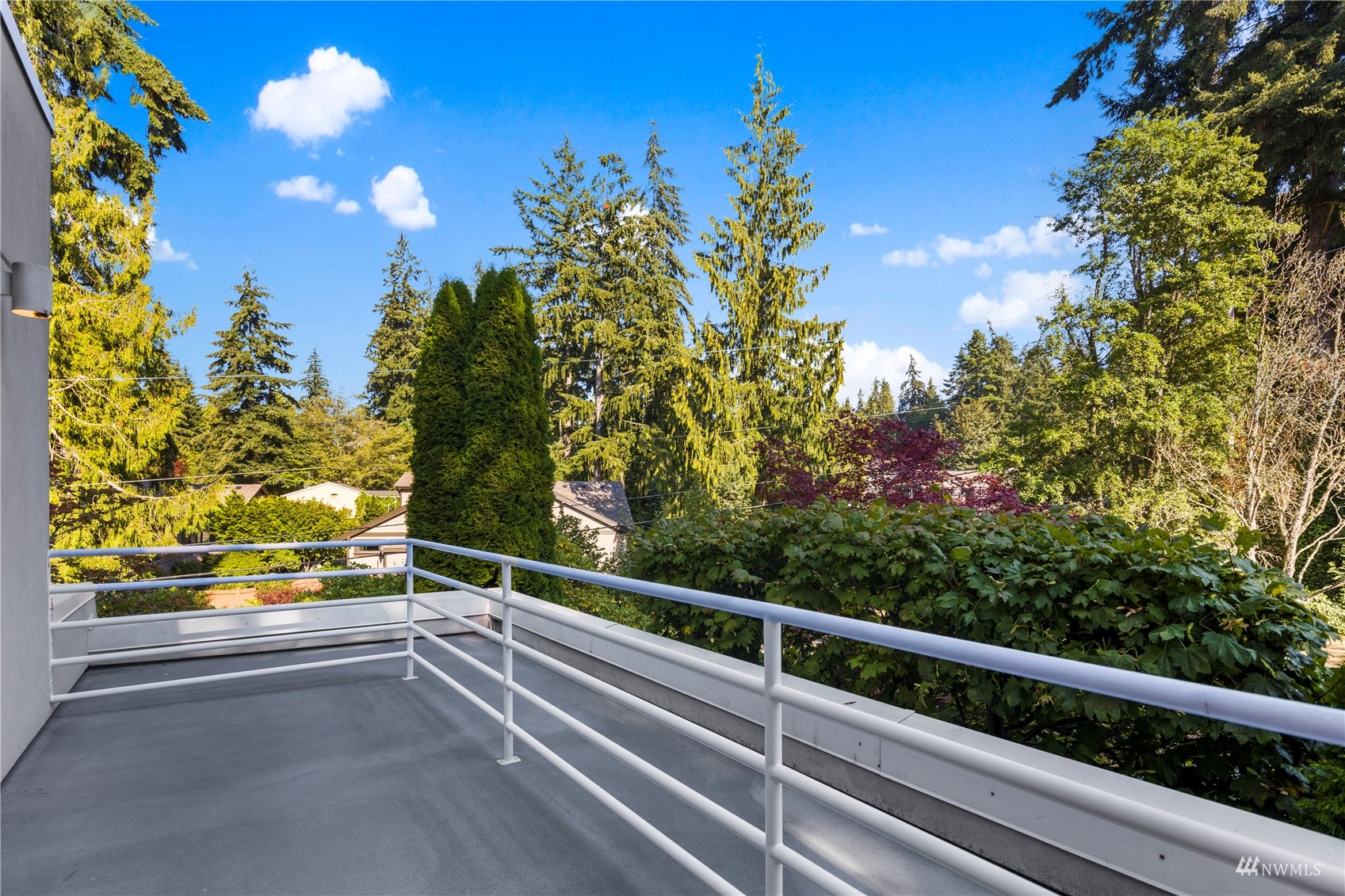 9109 196th Street Southwest Edmonds, WA 98026 - Photo 30 of 40 Gallery Image 30