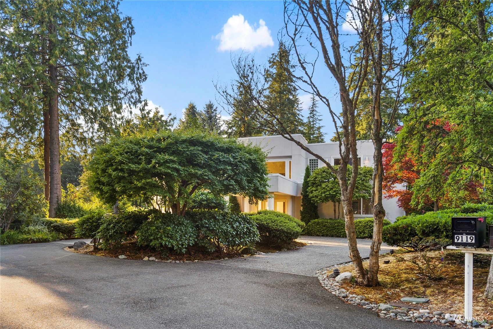 9109 196th Street Southwest Edmonds, WA 98026 - Photo 38 of 40 Gallery Image 38