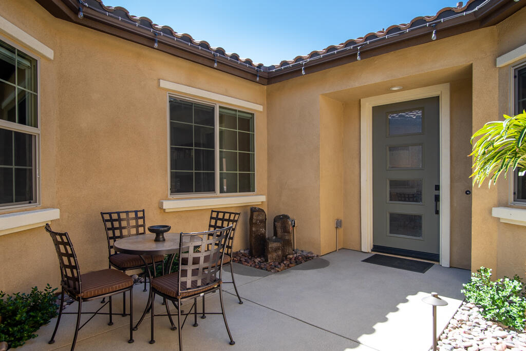 90 Cabernet Rancho Mirage, CA 92270 - Photo 16 of 83 90cabernet-lr-25