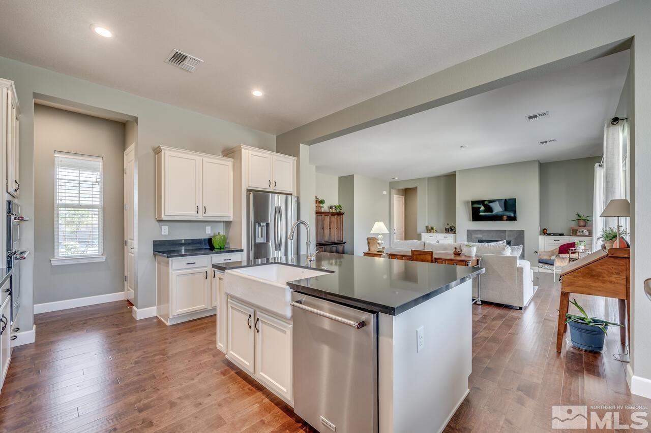 12205 Pewter Point Street Reno, NV 89521 - Photo 9 of 40 Photo 9