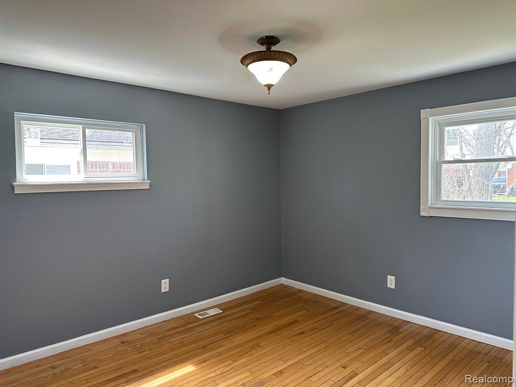 19175 Inkster Road Livonia, MI 48152 - Photo 26 of 49