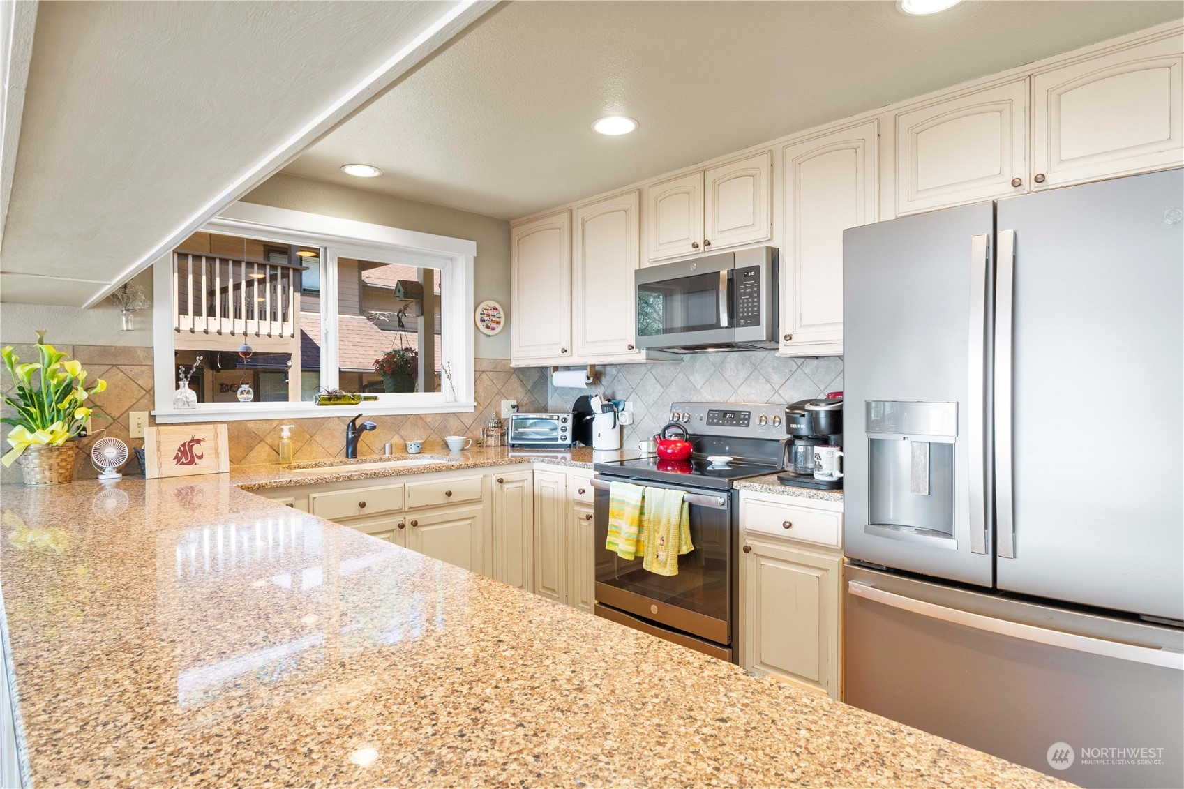 4108 Kyro Road Southeast Lacey, WA 98503 - Photo 8 of 40 Gallery Image 8