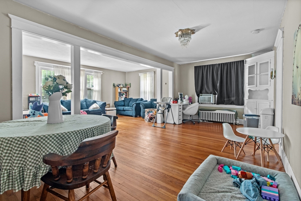 81 Eleanor Road Springfield, MA 01108 - Photo 8 of 23