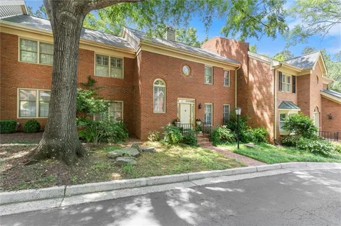 $719,000 | 40 Ivy Chase Northeast, Atlanta, GA 30342