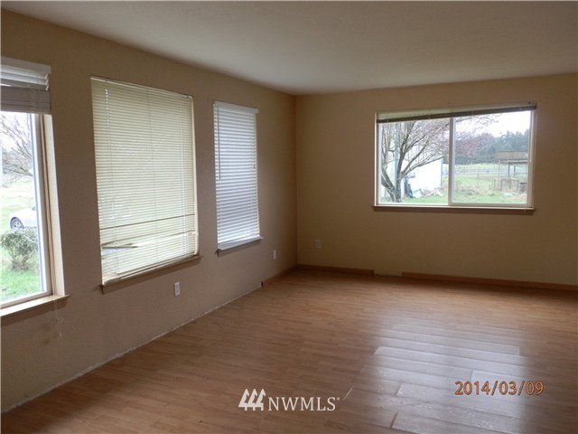 1924 South Bank Road Oakville, WA 98568 - Photo 2 of 11 Gallery Image 2