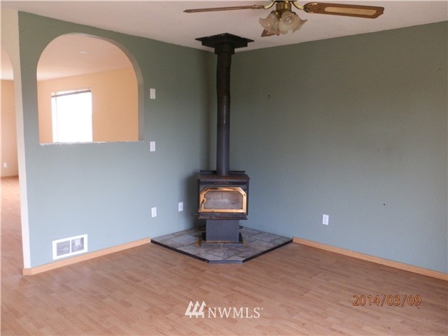 1924 South Bank Road Oakville, WA 98568 - Photo 5 of 11 Gallery Image 5