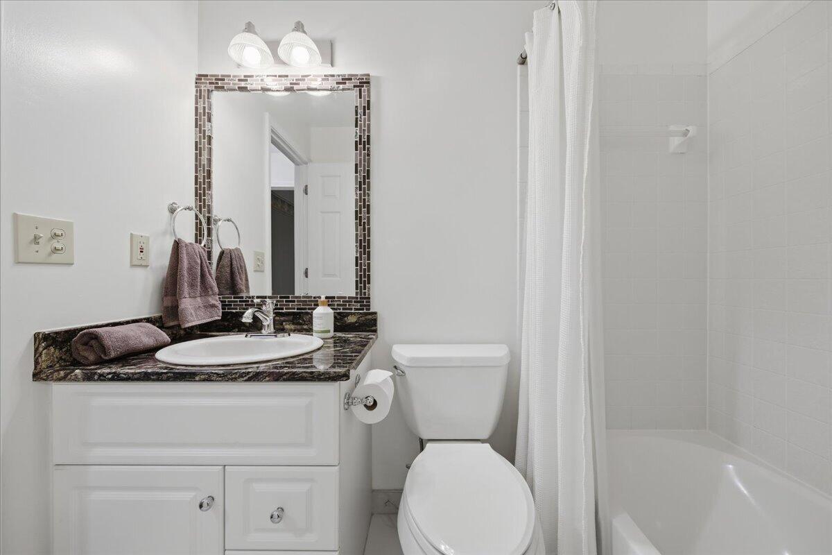 2 Raintree Drive Melbourne, KY 41059 - Photo 39 of 54 48-Bathroom 3