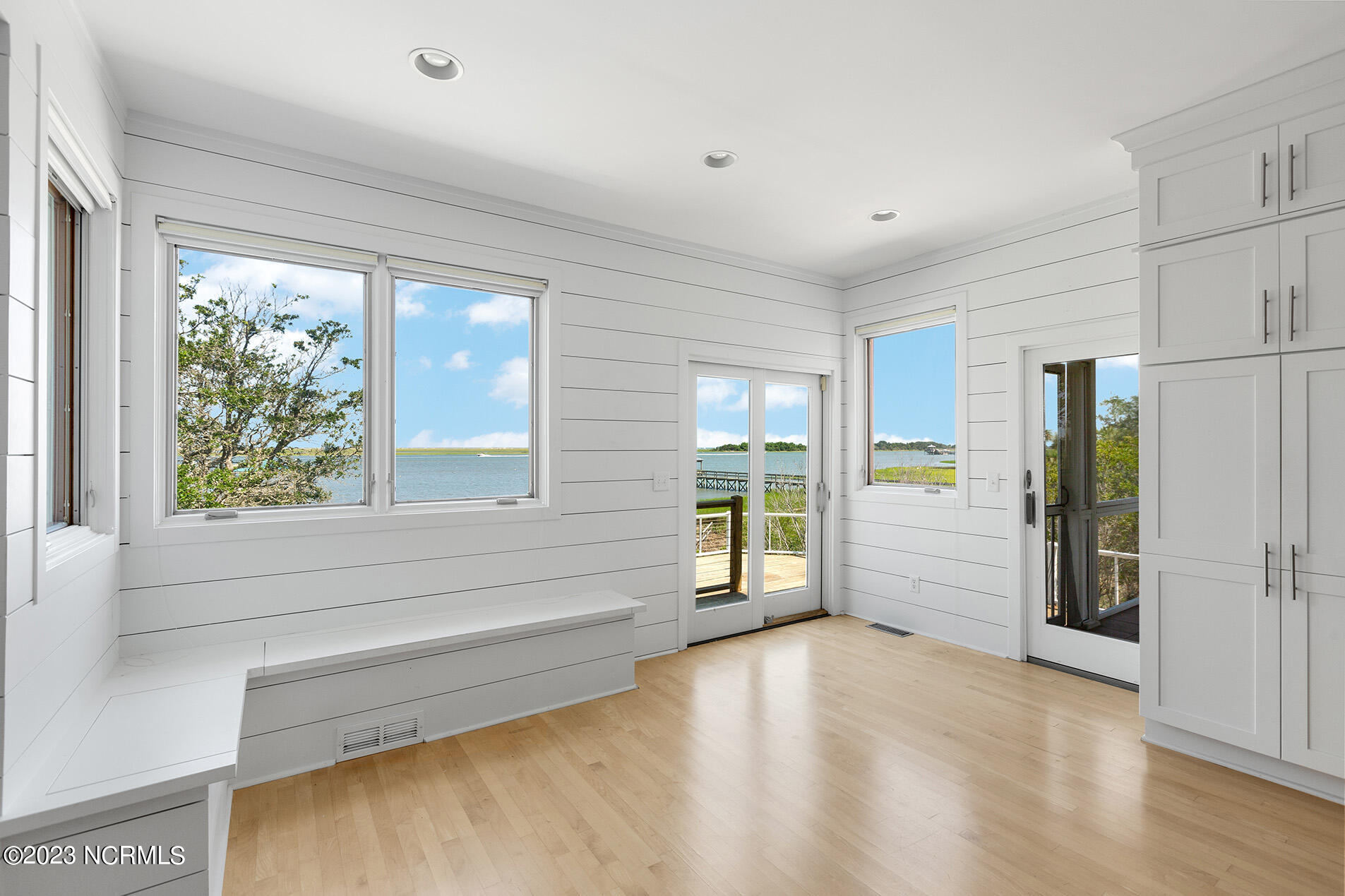 7645 Myrtle Grove Road Wilmington, NC 28409 - Photo 29 of 87 28D64507-6C77-4680-85BC-5A250431B612