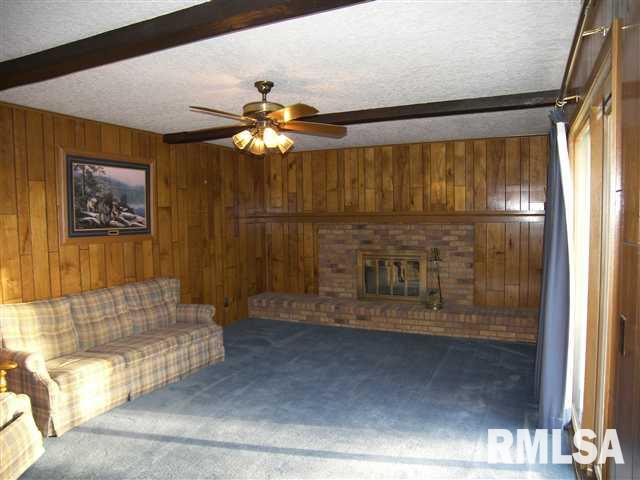 4502 Spring Street Davenport, IA 52807 - Photo 7 of 9 Gallery Image 7