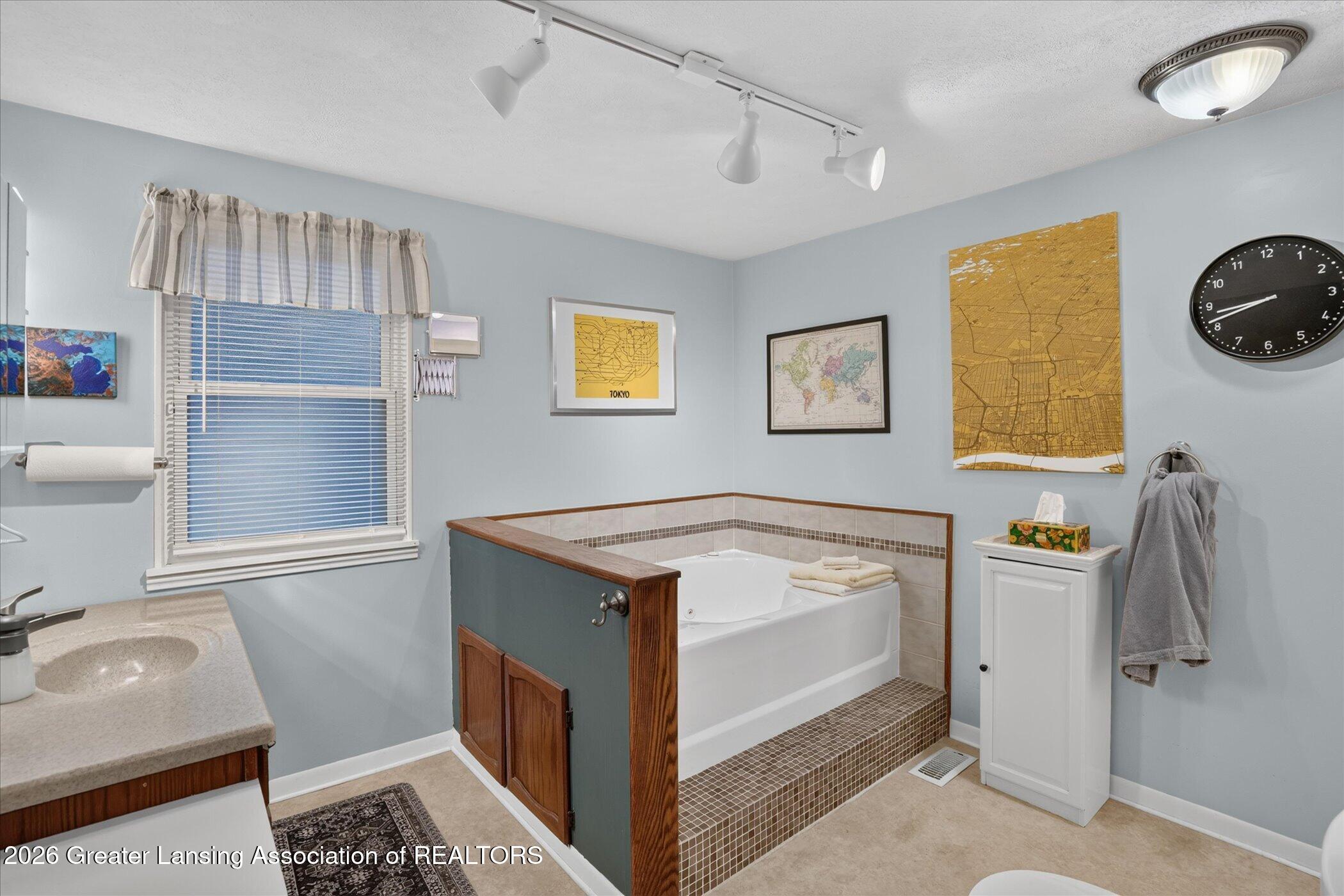 928 Robins Road Lansing, MI 48917 - Photo 23 of 51