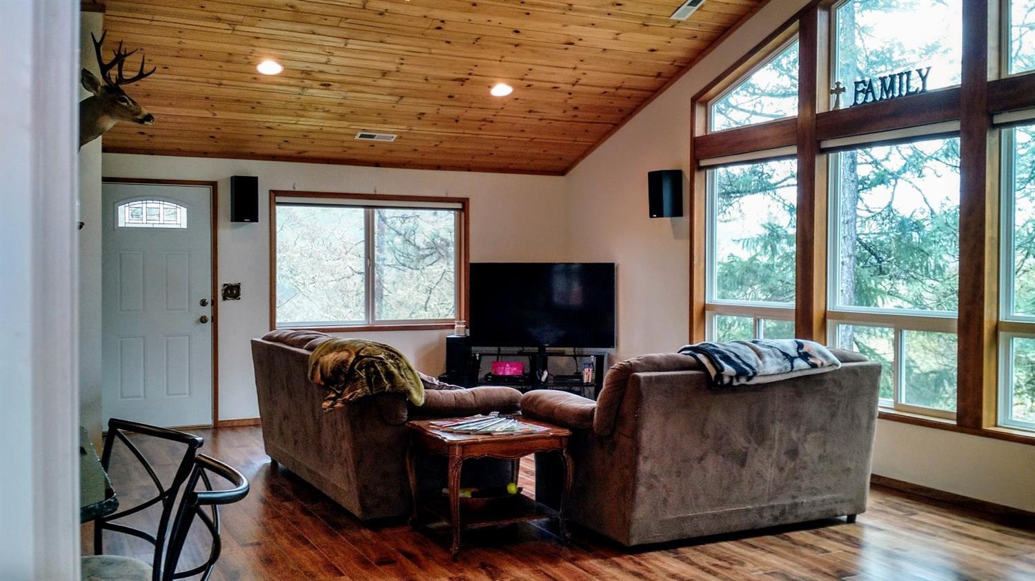 350 Rene Drive Shady Cove, OR 97539 - Photo 11 of 33 Additional Photo