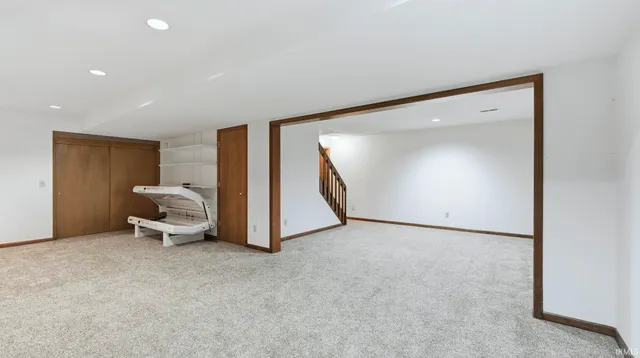 $369,000 | 2101 White Plains Court, Fort Wayne, IN 46815