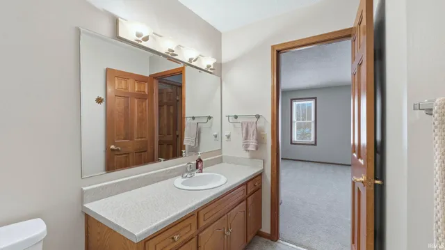 $369,000 | 2101 White Plains Court, Fort Wayne, IN 46815