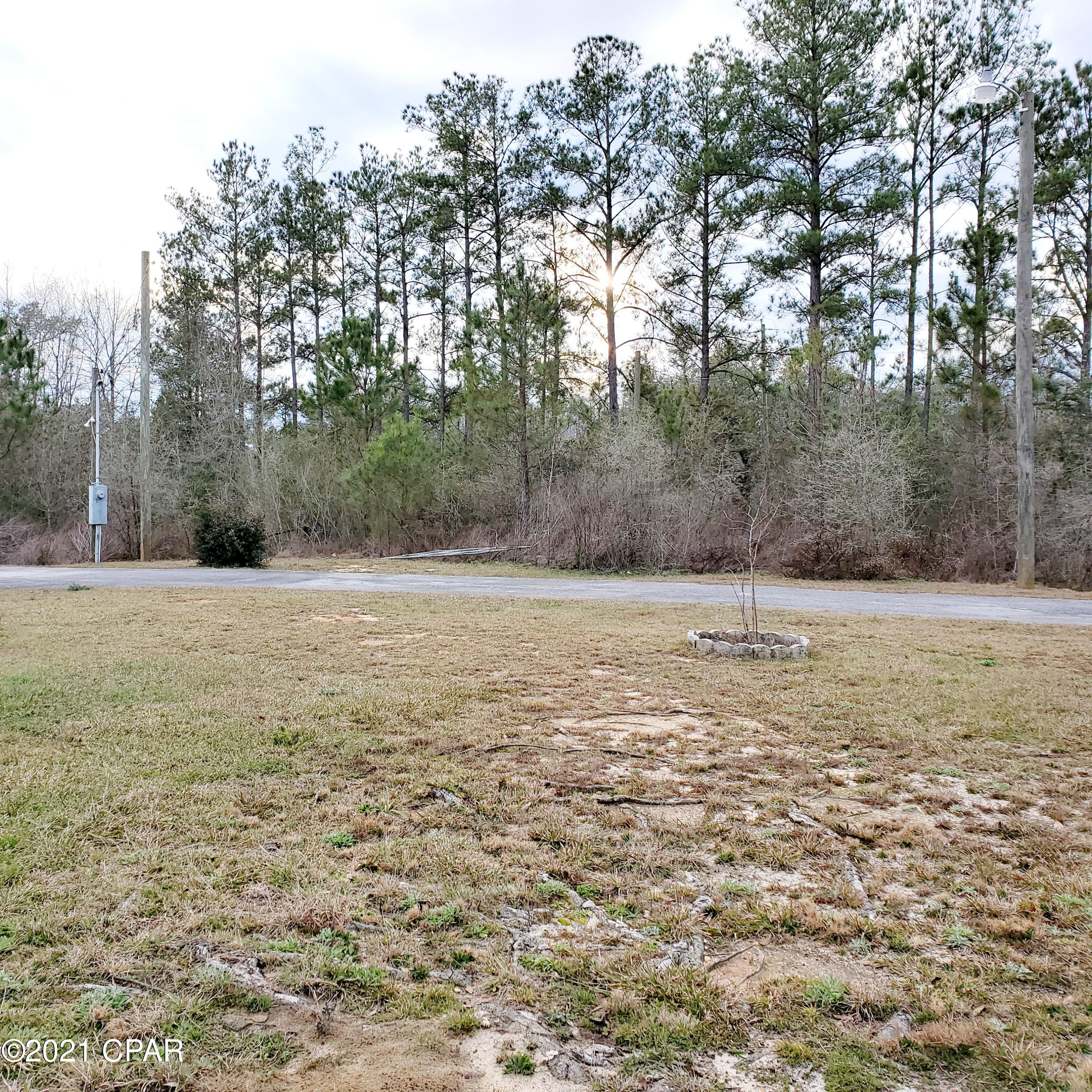3835 Wilderness Road Vernon, FL 32462 - Photo 25 of 33