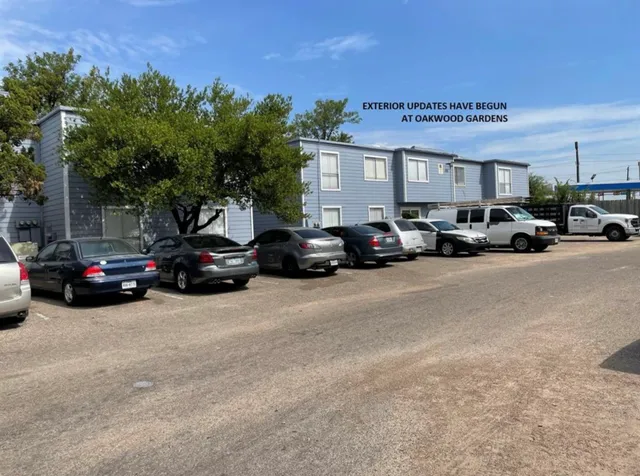 $32,000 | 5625 Antoine Drive, Unit 414, Houston, TX 77091