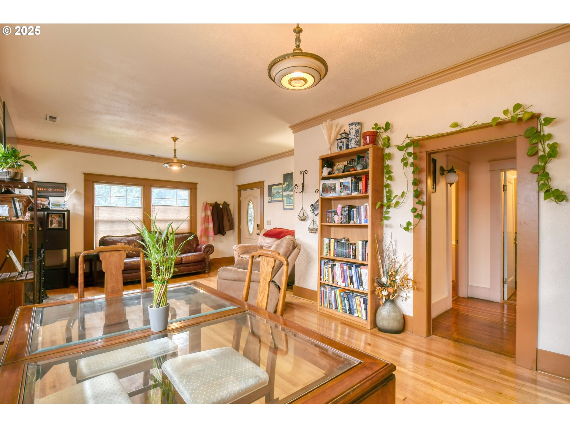 1003 Northwest Carden Avenue Pendleton, OR 97801 - Photo 14 of 48 a view of a livingroom with furniture and white walls