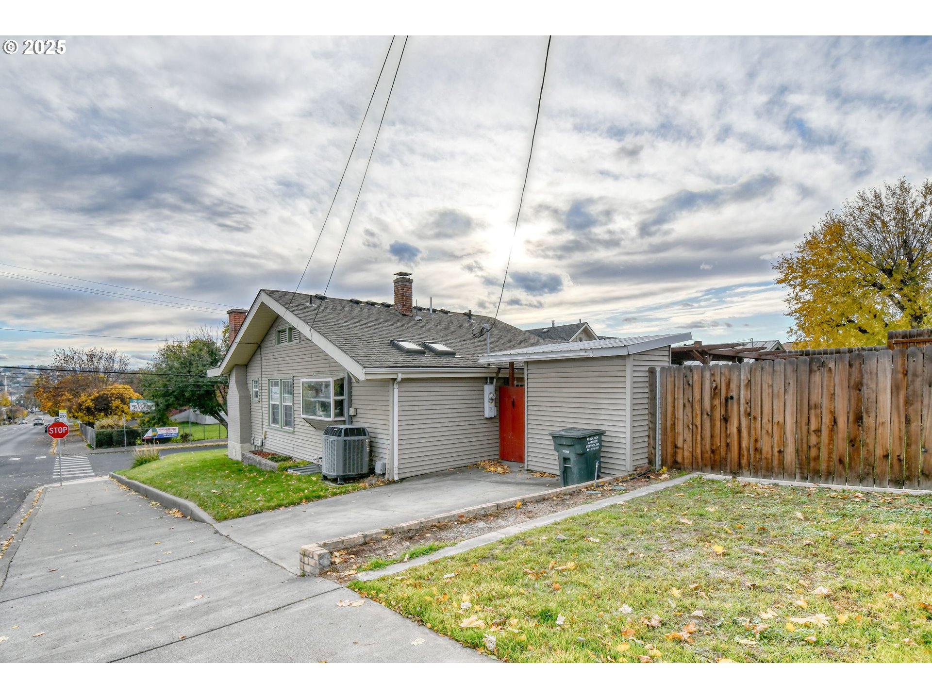 1003 Northwest Carden Avenue Pendleton, OR 97801 - Photo 47 of 48 a view of a house with a sink and yard