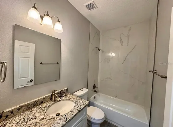 $2,599 | 4529 West Gore Street, Orlando, FL 32811