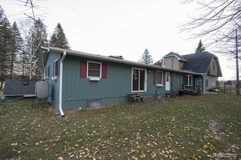 7177 North Jefferson Road Rhodes, MI 48652 - Photo 4 of 51