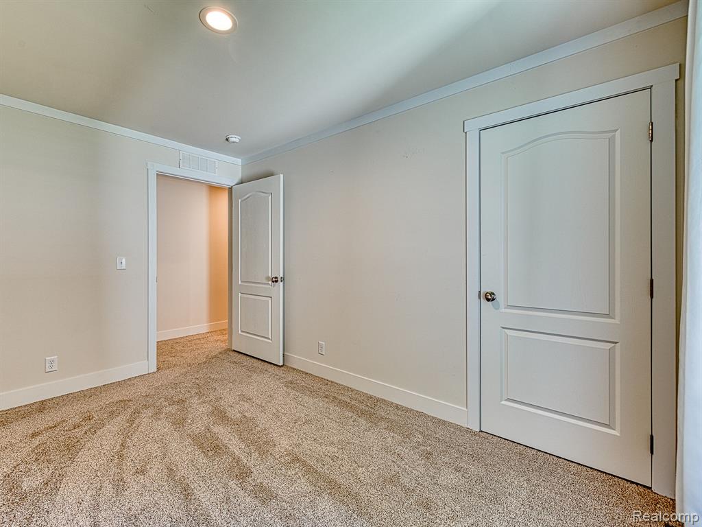 39500 Warren Road Road Canton, MI 48187 - Photo 18 of 25