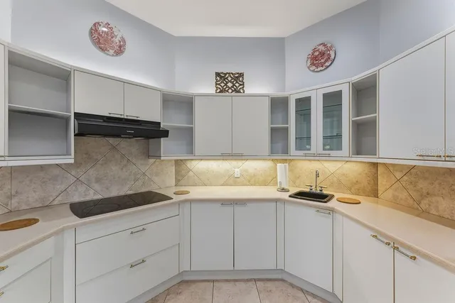 $850,000 | 24 Bay Pointe Drive, Ormond Beach, FL 32174