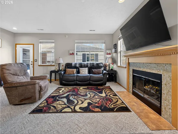 $495,000 | 14375 Southeast Oregon Trail Drive, Clackamas, OR 97015