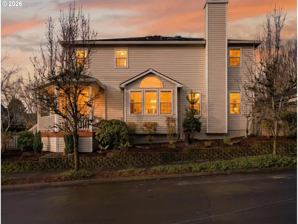 $495,000 | 14375 Southeast Oregon Trail Drive, Clackamas, OR 97015