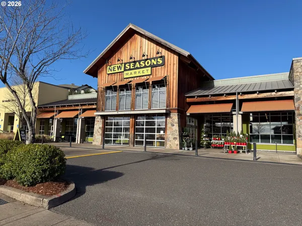 $495,000 | 14375 Southeast Oregon Trail Drive, Clackamas, OR 97015