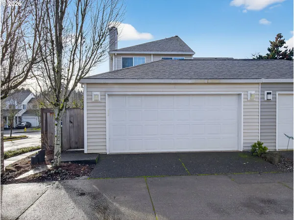 $495,000 | 14375 Southeast Oregon Trail Drive, Clackamas, OR 97015