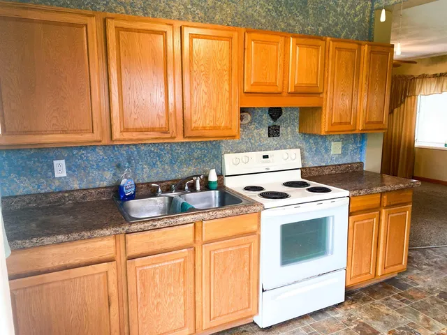 $82,000 | 509 West St Road, Union City, IN 47390